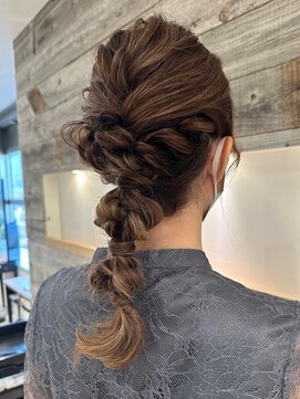 アイヴィ 表参道(IVY) 結婚式ヘアセットたまねぎアレンジ【肥田亜沙美】