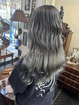 バイブアンドアネックス(VIBE & ANNEX)&nbsp;《momoka》シルバーバレイヤージュ【石川町/ブリーチ】