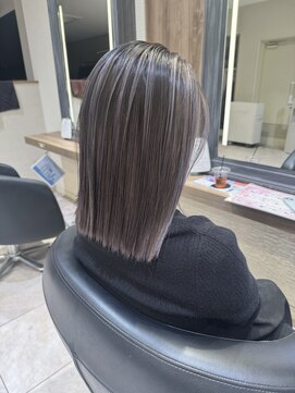 ケンジ 横須賀中央(KENJE) SAYAバレイヤージュ