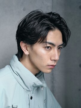 レタッチバイフィフス(RETOUCH by fifth) センターパートカルマヘアニュアンスパーマ韓国シャドウパーマ