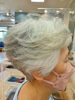 リファインヴェール 小川店 ショートレイヤー/グレーヘア