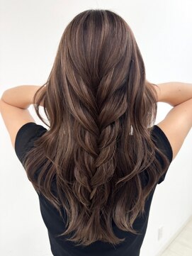 ジル ブラン 福岡(JIL BLAN) ハイライトカラー/ショートカット/レイヤーカット/福岡天神