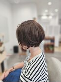 丸みショートボブ×透明感グレージュカラー