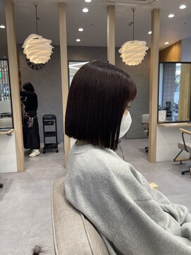 レム 長町店(L.E.M) ぱつっとボブ