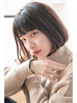 エム(EM) 内巻きワンカールボブ丸みショート