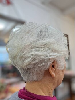 ミートアップの写真/お子様からご年配の方まで、幅広い層のお客様にベストなスタイルをご提供！あなたの髪のお悩みを解決◎
