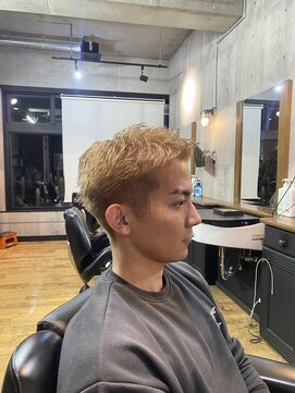 ザ カットクラブ エース(THE CUT CLUB ACE) スパイキーショート×ベージュ