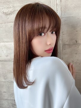 カミガミ 名古屋栄(KAMIGAMI) 【髪質改善】光を味方に。うる艶ブラウン×色っぽストレート