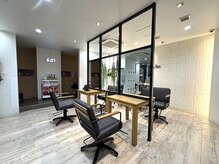 アッシュブランシェ(h Blanche)の雰囲気（店内は落ち着いた雰囲気でゆっくりした時間を過ごせます。）