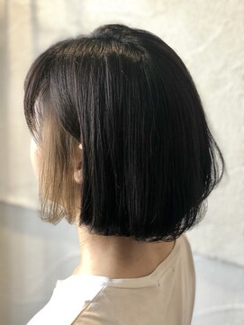 ヘアーアンドメイク シェリ(Hair&Make Cherie) Aラインボブ インナーカラー