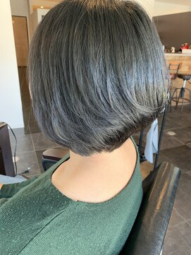 ランス(hair salon LANCE) 前下がりボブ