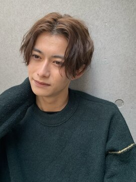 ダブルオーバイオーバーレイ 武蔵新城(w/o by Overlay) 【韓国メンズ】スパイラルパーマ×ベージュカラー