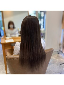 フツーロ 栄(FUTURO) プルエクステ