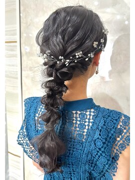 ラビス 浦和(Lovis) 黒髪カタログ/ボブルフ/ネビージュ/ワンレン/スペインカール