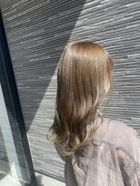 トテ(tote.)&nbsp;ブリーチなしダブルカラー透明感アッシュベージュオリーブ