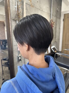 ヴィップルーム(viproom) ツヤ髪スタイル/ニュアンスカラー/ショートボブ/センターパート