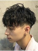 横浜西口メンズマッシュツイストパーマツーブロックフェード