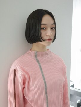 ノーヴァン デフォーム(NOVAN DEFORM) ワンレンのミニボブ