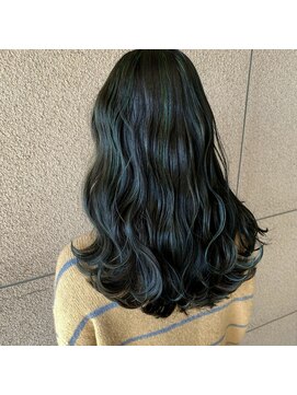 美容師 久保浦 くろみどり