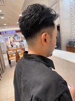 ピークアブー アヴェダ ギンザシックス(PEEK-A-BOO AVEDA GINZASIX)&nbsp;大人ツーブロックアップバング × スキンフェードショート