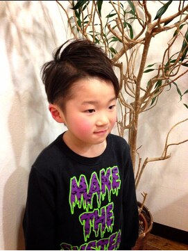 リタ ヘアメイク(Rita hair make) キッズヘアー【スタイリスト : 岩本 和也】