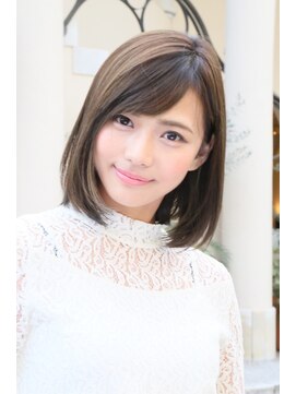 ロエナ(ROENA) 20代30代40代50代小顔カット黒髪ワンレンボブルフネビージュ前髪