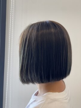 チィ(Chii) 残っているハイライトを活かしたカラー