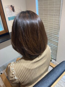 【女性専用の完全個室サロン◎】顔周りの似合わせカットで、あなたの魅力を引き出すスタイルをご提案。