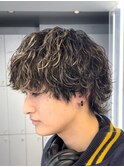 メンズハイライトメンズメッシュ波巻きスパイラルパーマ刈り上げ