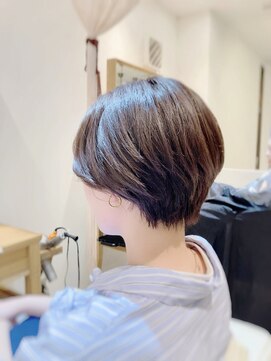 ローレルバイアイリス(Rourel by ailis) 20代/30代/ショート/ボブ/酸熱トリートメント/ヘアセット/池袋