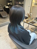 エリス ウメダ(Eliss umeda)&nbsp;ウルフヘア×インナーターコイズブルー