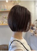 ショートヘアー ブラウンカラー 前髪カット 顔まわり 韓国風