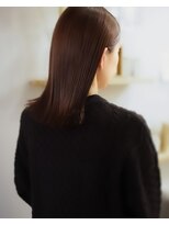 プレッジ(pledge)&nbsp;髪が柔らかくみえるカラー×セミロング