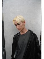 クロムトウキョウ ザ バーバー ネオン 新宿店(CHROM TOKYO the Barber ne/on)&nbsp;センターパートミニウルフ