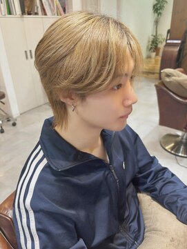 アドラーブル 駅南店(adorable) センターパートソフトツイストパーマメッシュマッシュウルフ