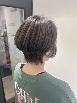 リュネッツ あざみ野店(lunettes) 【白髪ぼかし】ハイライトグレージュ×クールショートボブ