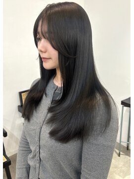 オルセン(OLSEN) グレージュカラー/レイヤーカット