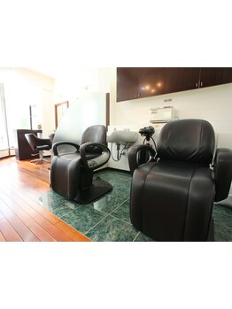 【北千住３分】大規模なサロンが苦手な人Welcome♪初めての方も気軽に通えるアットホームな雰囲気が◎