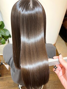 ル コワン ククー(Le coin coucou) 酸性ストレート