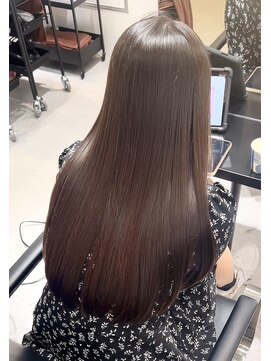 リス バイ ソヨン(Lis by SOYON) 黒髪/グレーベージュ/レイヤーロング/前髪パーマ/髪質改善