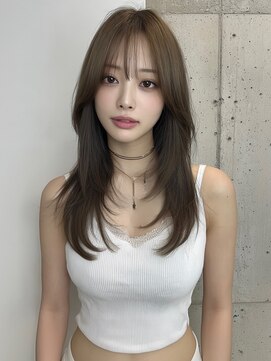 韓国ヘア レイヤーカット 顔周りレイヤー 小顔カット ベージュ