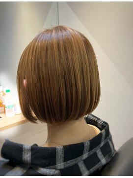 エオン(eon) ・艶ボブ【eon】ミセス、大人女性、白髪、マイナス6歳ヘア