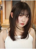 顔周りレイヤーカットべージュカラーくびれレイヤーカット