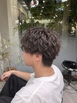 Men's U-AMBOISE  寝屋川/メンズパーマ/ブリーチ/白髪ぼかし/ハイライト&nbsp;スパイラルパーママッシュ