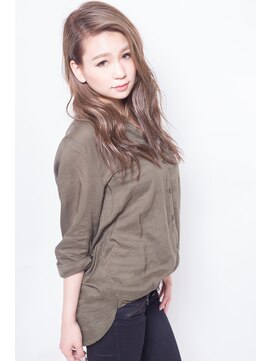 ヴィトゥレイ(Betray) Betray smokey beige