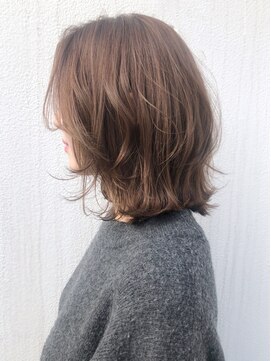 アルバム 銀座(ALBUM GINZA) レイヤーカットレイヤーロングカーキベージュ_ba261891