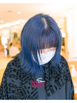 フィッツコア(FITS CORE) ワンブリーチで作るネイビーブルー