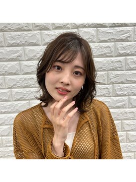 デザイアー 下高井戸店(desire) ミディアムスタイル×ベージュカラー