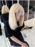抜きっぱなしブロンドハイトーンインナーレイヤーカットウルフ