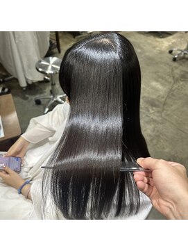 サロンドミルク 原宿(salon de MiLK) 髪質改善で理想の艶髪へ【原宿　表参道　明治神宮前】